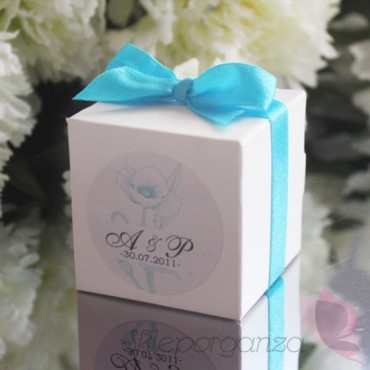 Pudełka weselne personalizowane Pudełko kostka biała, wstążka - personalizacja